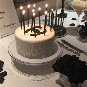 Meet your Posher, Alisha